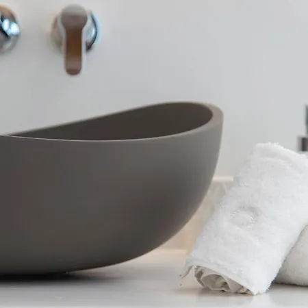 Apartment A La Residences 04 *