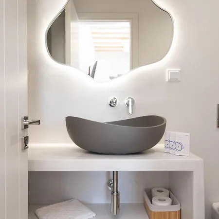 A La Residences 04 *